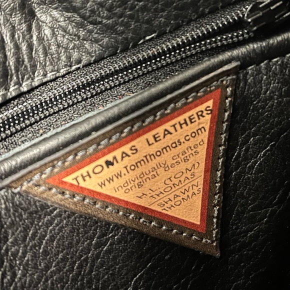 Thomas Leathers Asymmetric Angle Black & Brown Crossbody Handbag Croc Emboss - Picture 10 of 13